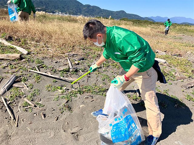 日本リユース業協会主催の富士山清掃に参加