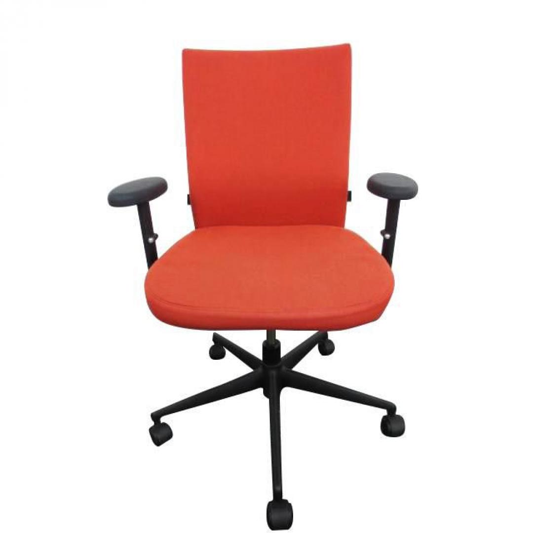 Vitra(ヴィトラ) アクセスプラス 肘付チェア