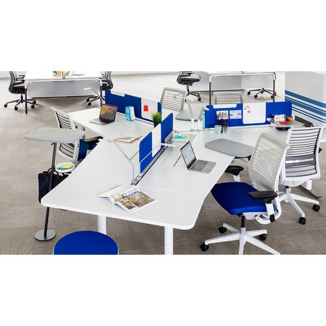 Steelcase Navi Teamlslandデスク