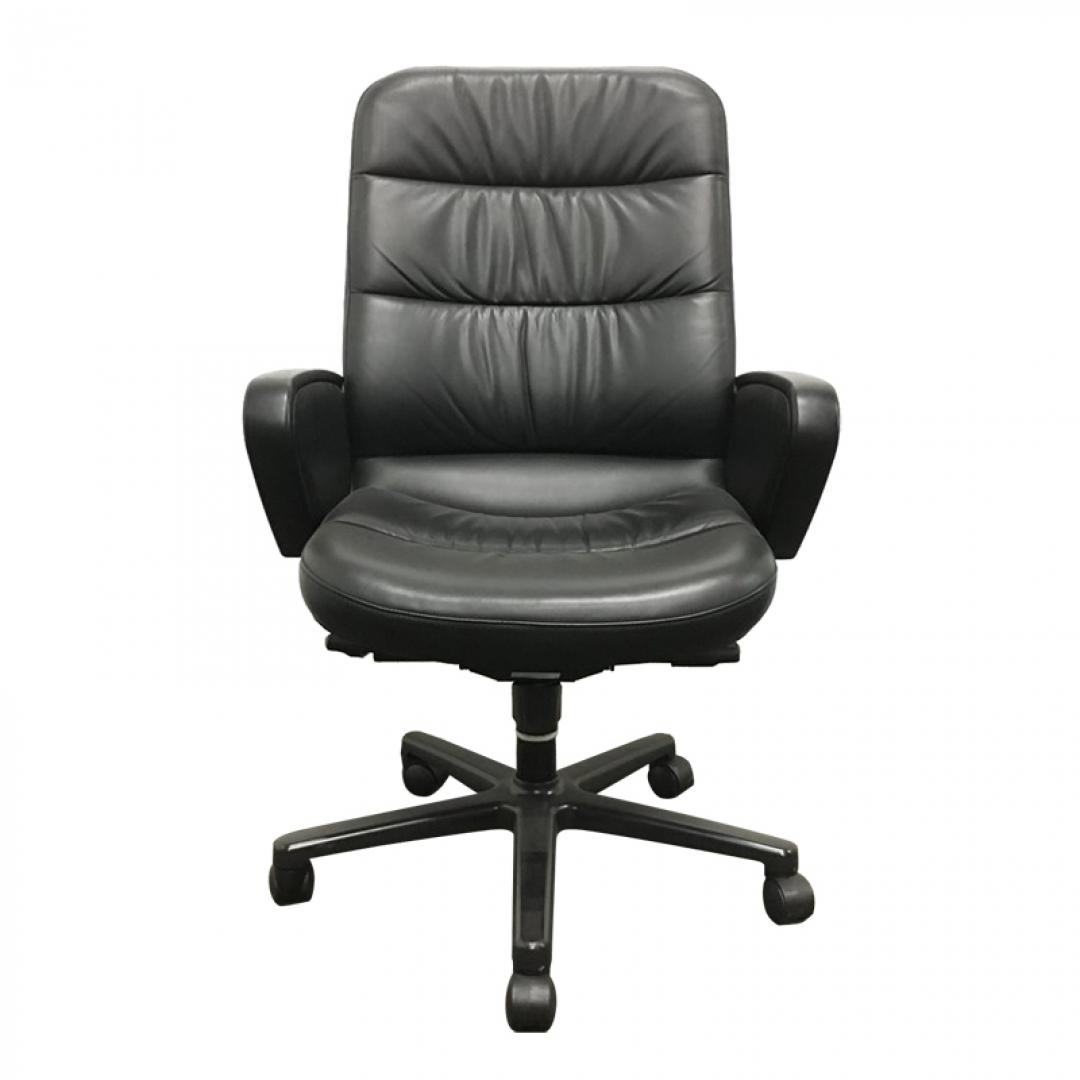 オカムラ CE64FX P558 エグゼクティブチェアのレンタル | 椅子 