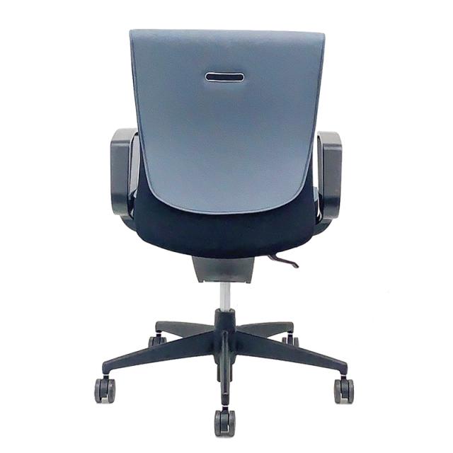 コクヨ(KOKUYO)プント(PUNTO) 肘付ハイバックチェアのレンタル | 椅子・オフィスチェア | オフィス家具のレンタルバスターズ