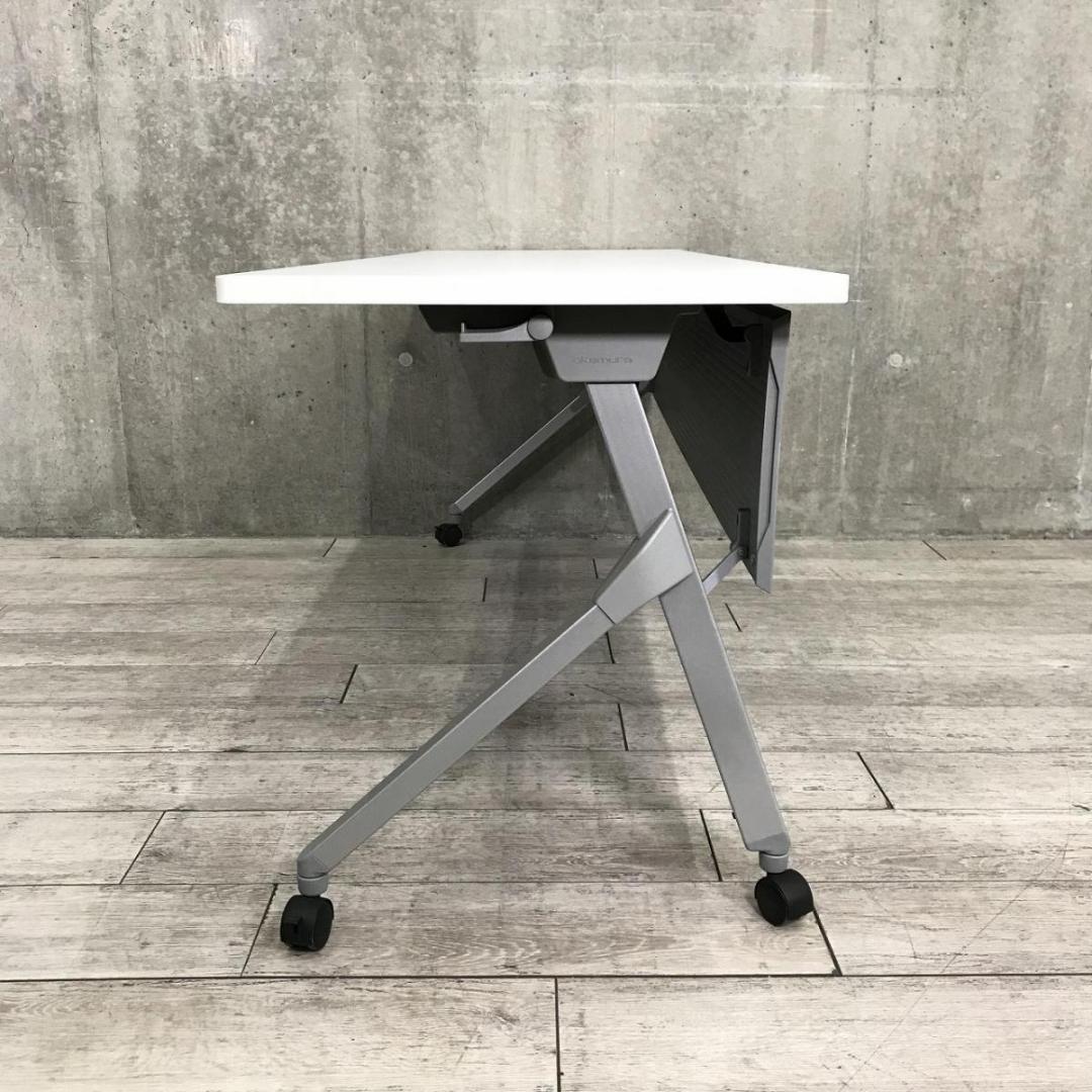 オカムラ スタックテーブル フラプター