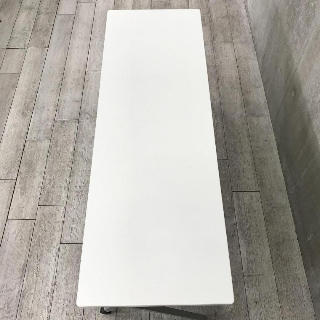 オカムラ スタックテーブル フラプター