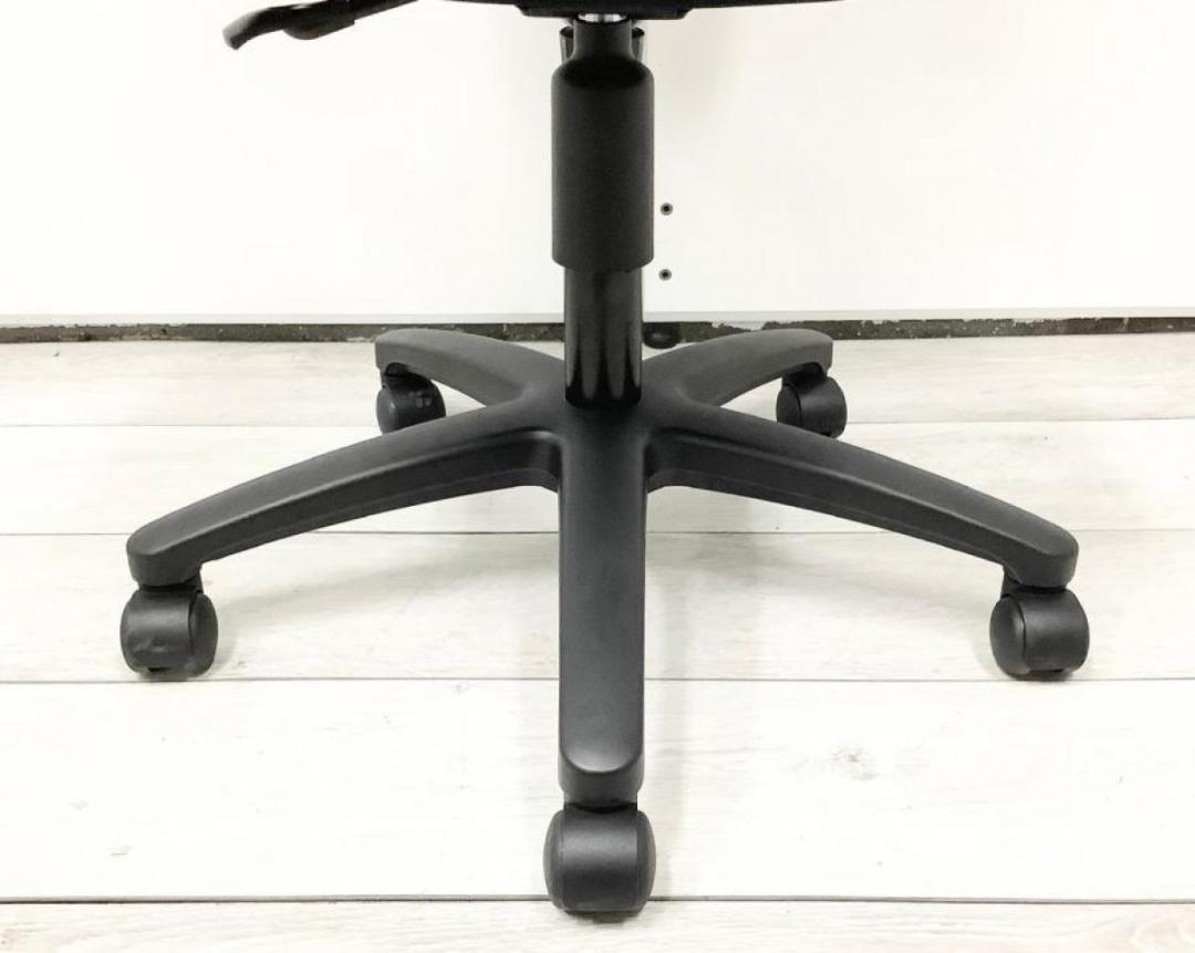 コクヨ(KOKUYO) イーザ OAチェア