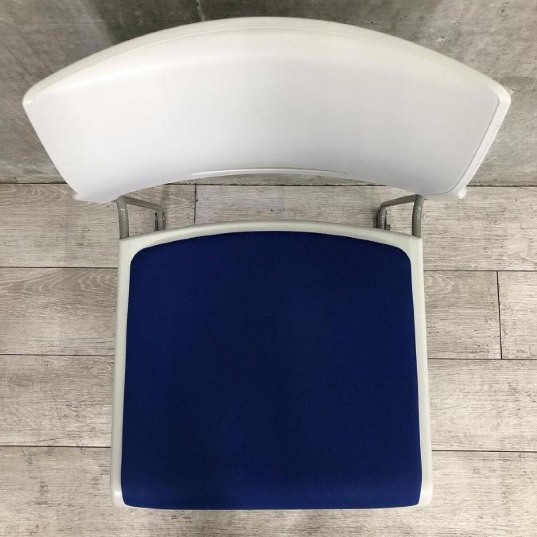 内田洋行(UCHIDA)　MP-110　ミーティングチェア