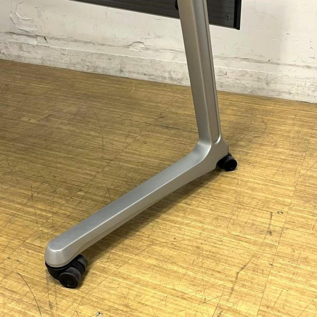 オカムラ スタックテーブル インターアクトPRO 幅1500mm×奥行き600mm