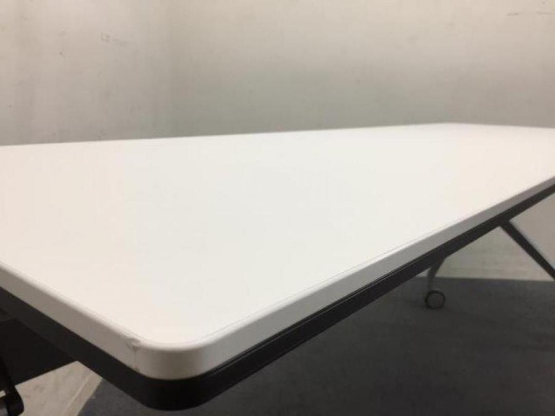 オカムラ スタックテーブル インターアクトNT 幅1800mm×奥行き600mm