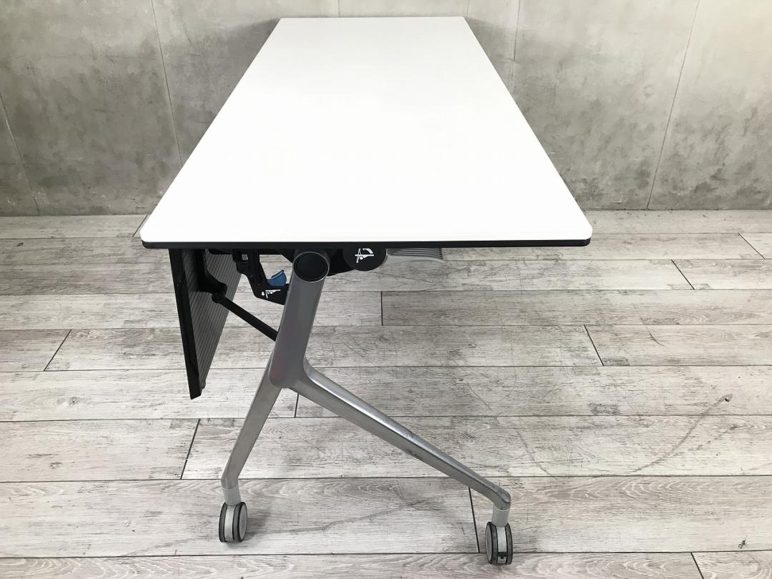 オカムラ スタックテーブル インターアクトNT 幅1500mm×奥行き600mm