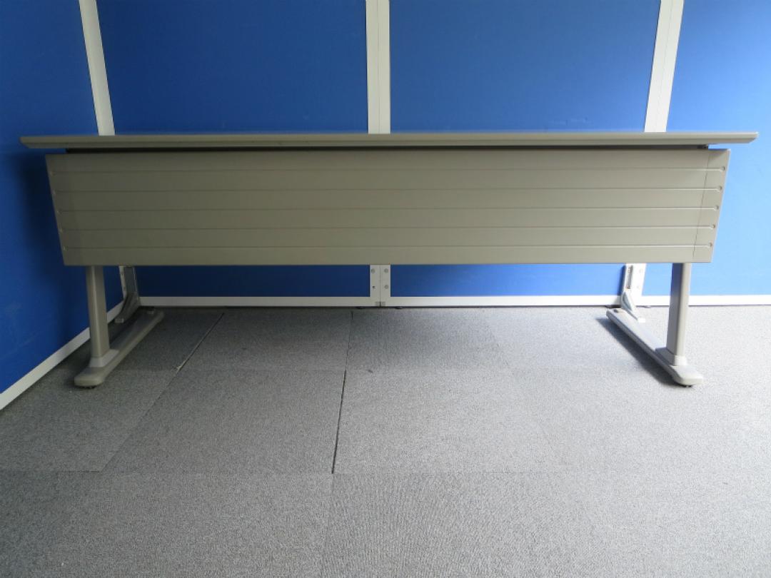 オカムラ スタックテーブル 8184型 幅1800mm×奥行き600mm