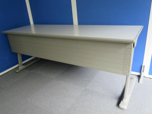 オカムラ スタックテーブル 8184型 幅1800mm×奥行き600mm